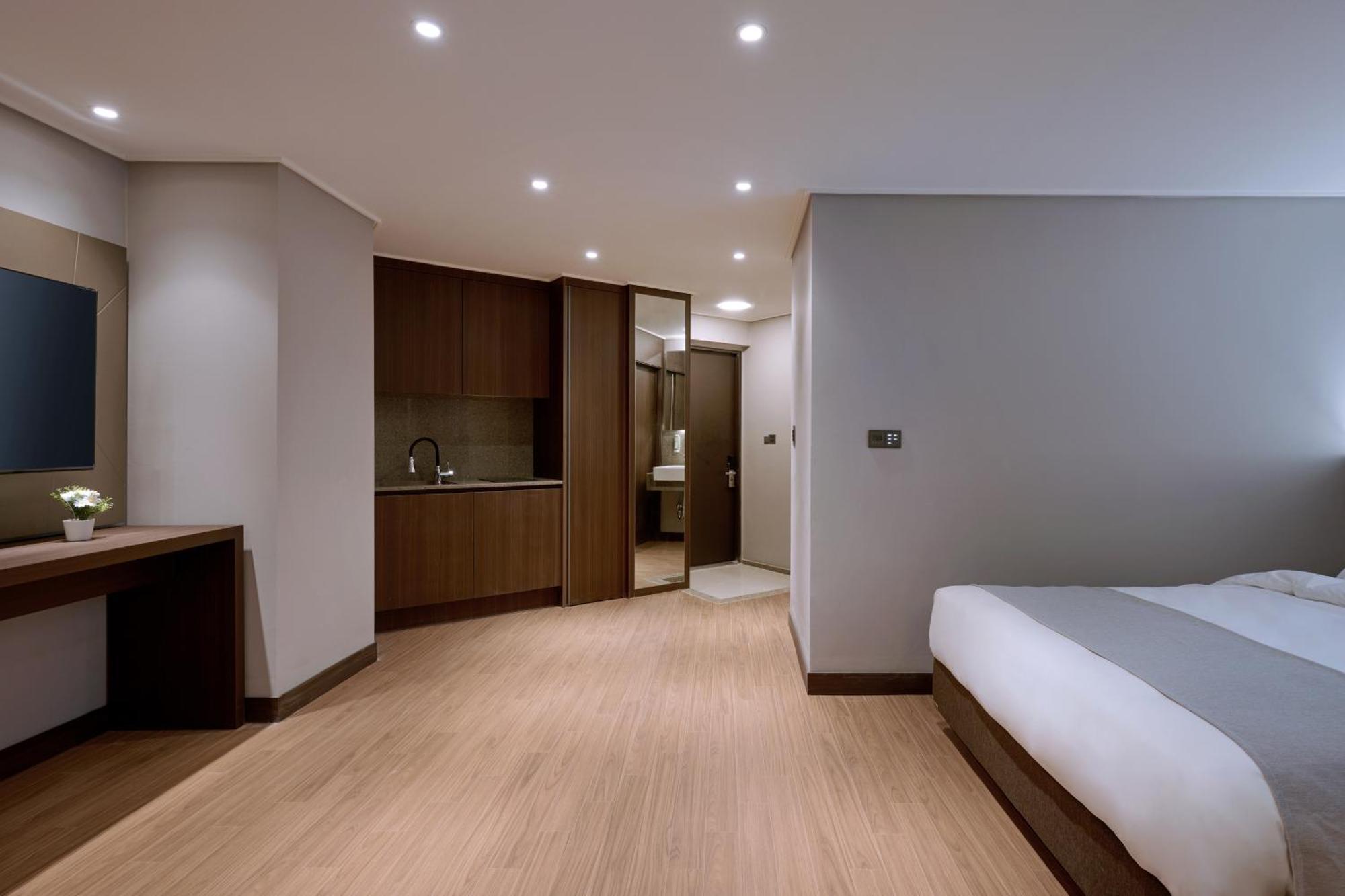 The Hotel Sokcho By Best Western Signature Collection Buitenkant foto